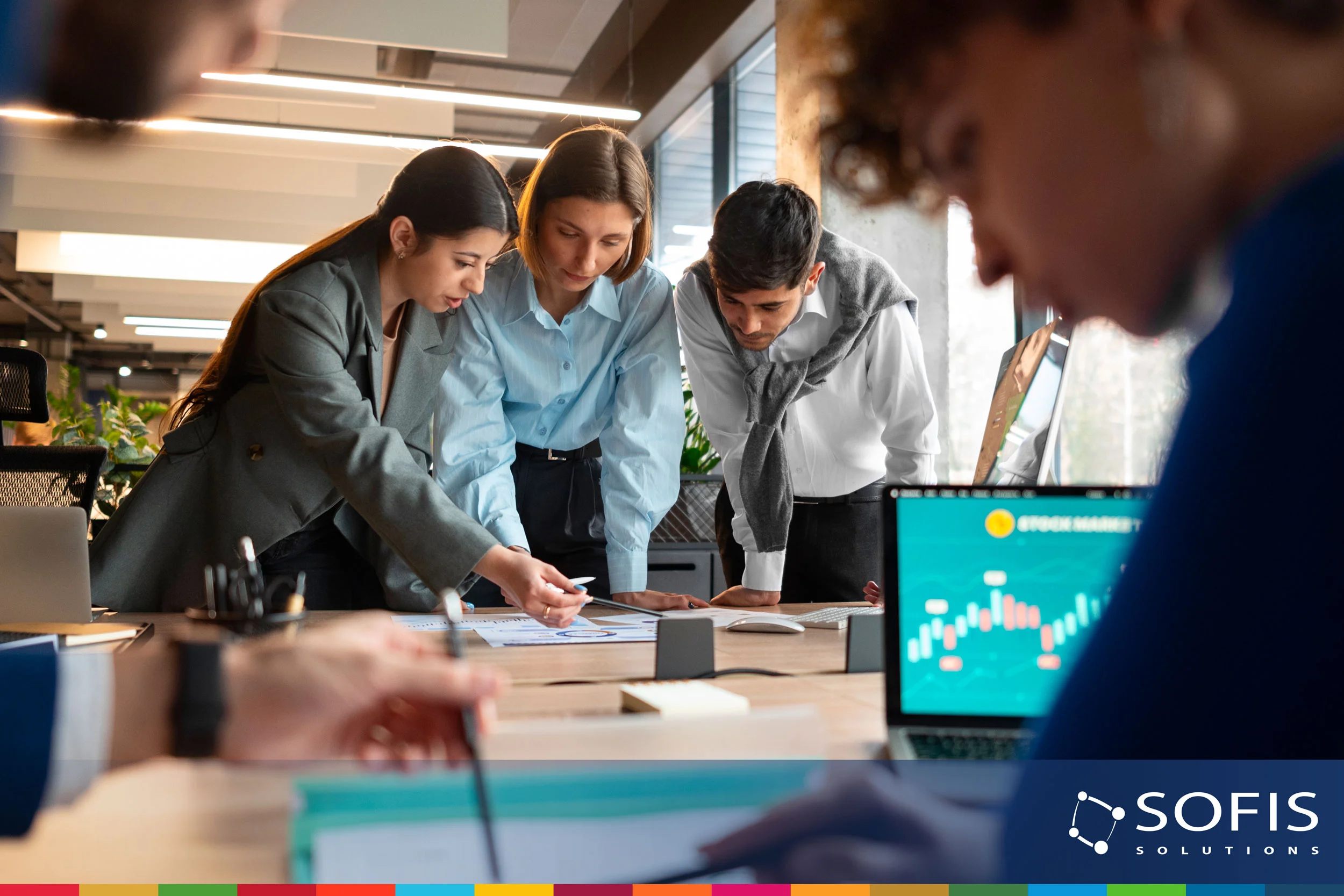 Personas trabajando.